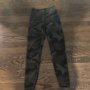 Old Navy Active leggings, yoga pants